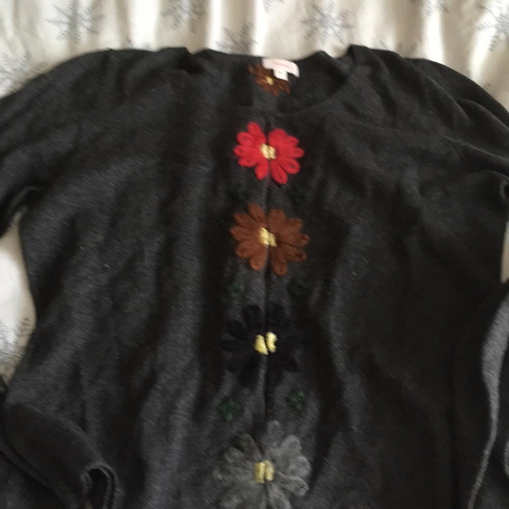Cute cashmere sweater shirt